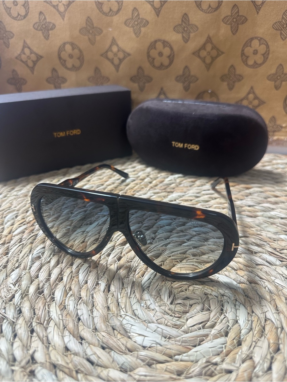Tom Ford Black Tortoiseshell Aviator Sunglasses